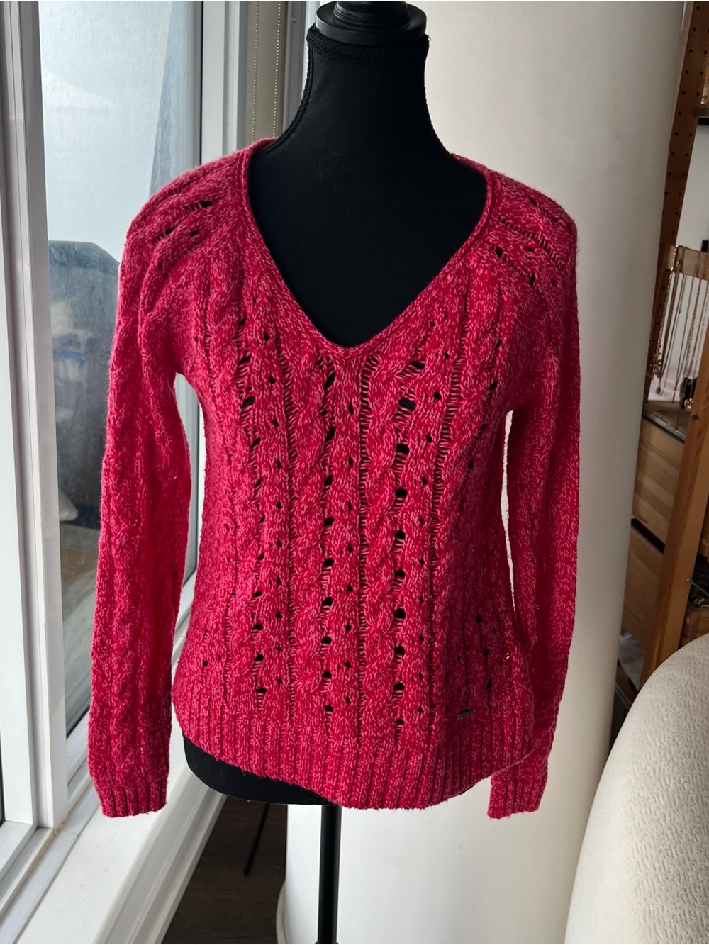 Super Cute V-Neck Open-Knit Sweater - Pink & Red - Like New